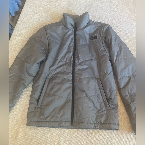 The North Face Junction Insulated jacket in gray - Picture 2 of 5